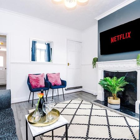 Harley House - Spacious Home With Free Netflix & Parking By Rocketbnb Coventry Kültér fotó