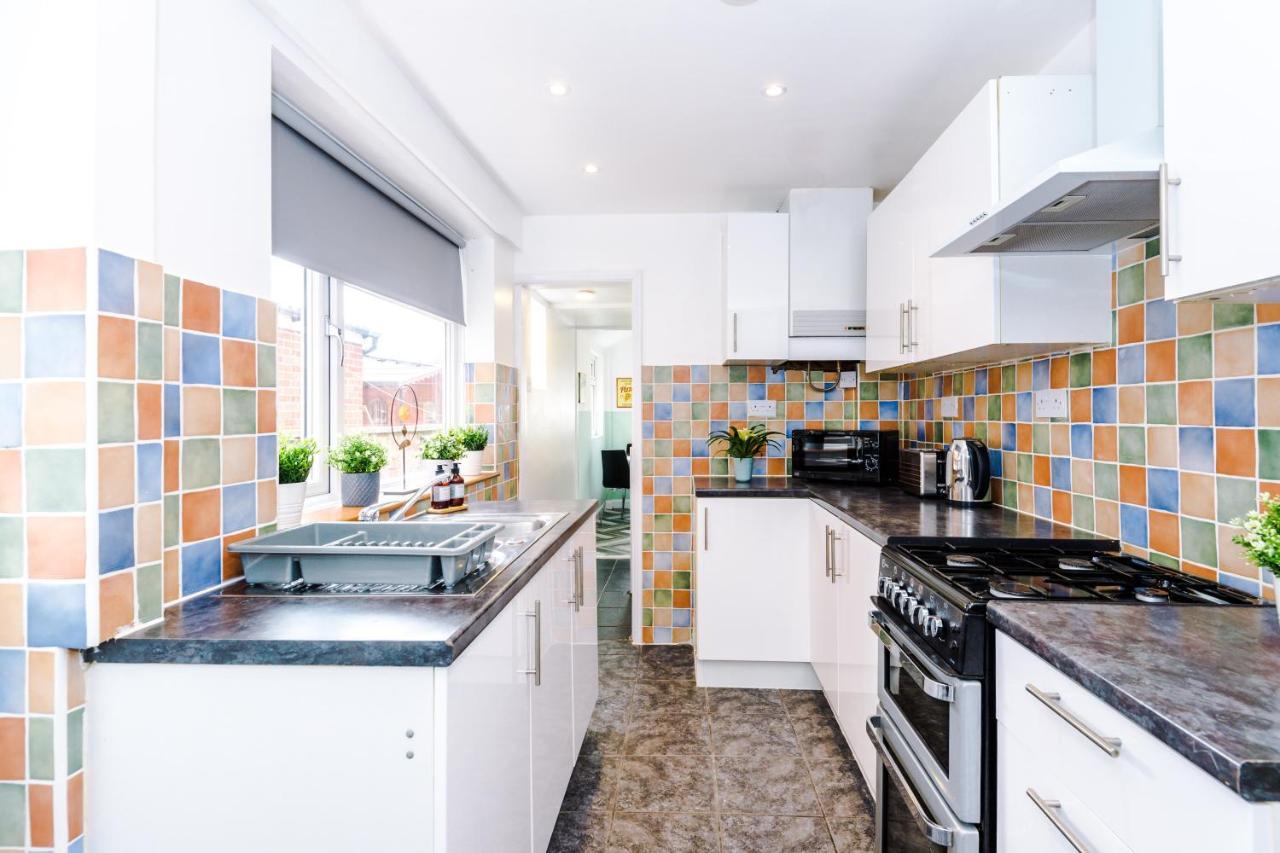 Harley House - Spacious Home With Free Netflix & Parking By Rocketbnb Coventry Kültér fotó
