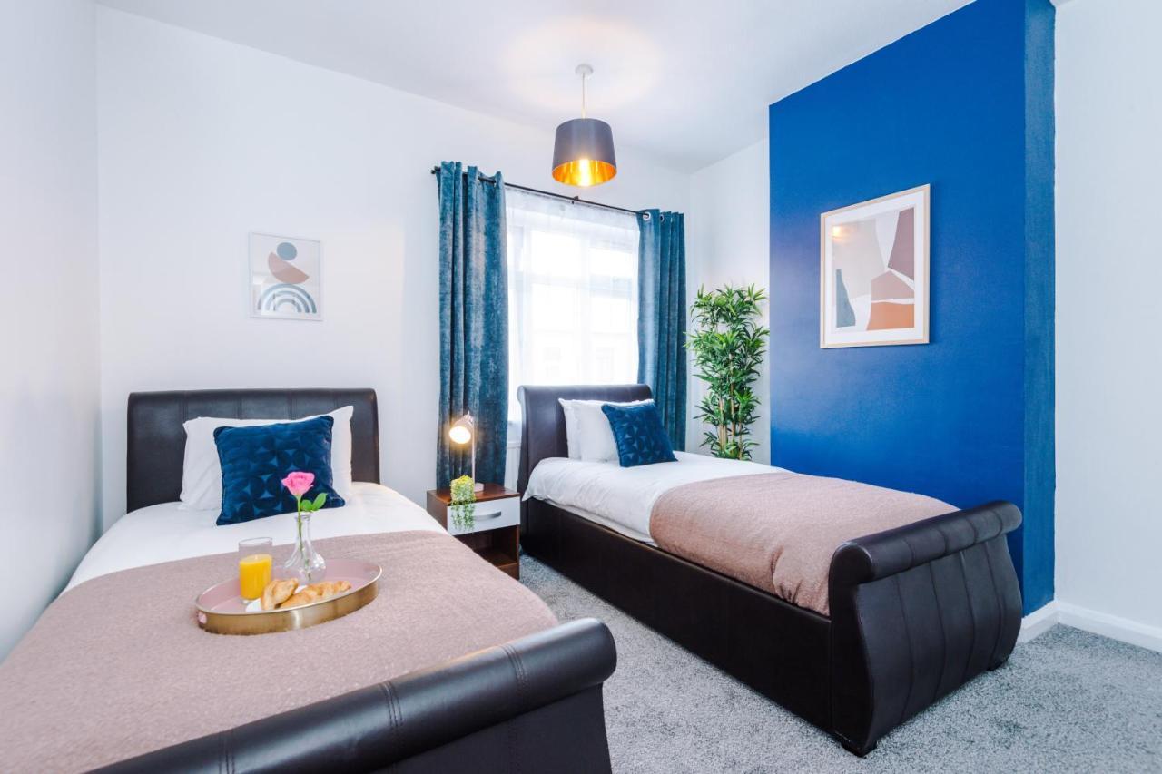 Harley House - Spacious Home With Free Netflix & Parking By Rocketbnb Coventry Kültér fotó