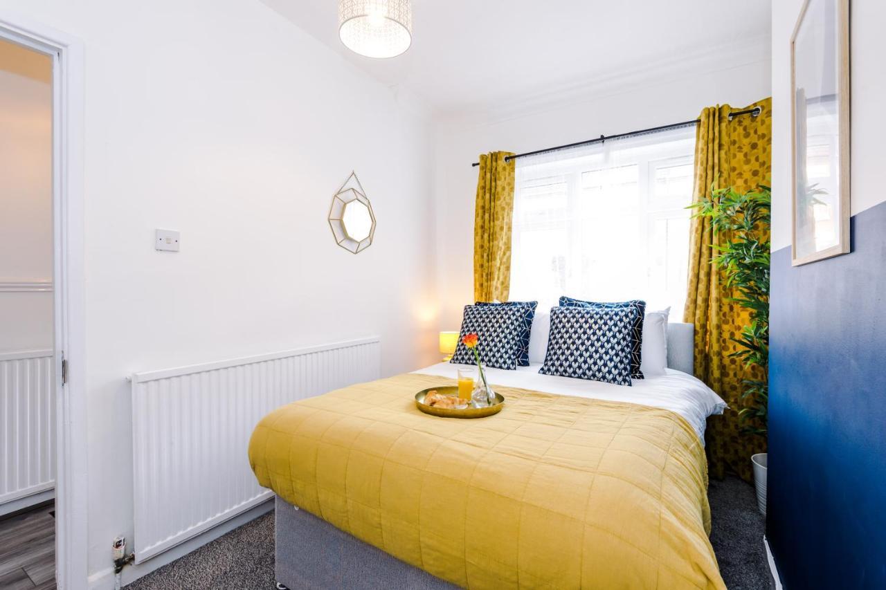 Harley House - Spacious Home With Free Netflix & Parking By Rocketbnb Coventry Kültér fotó