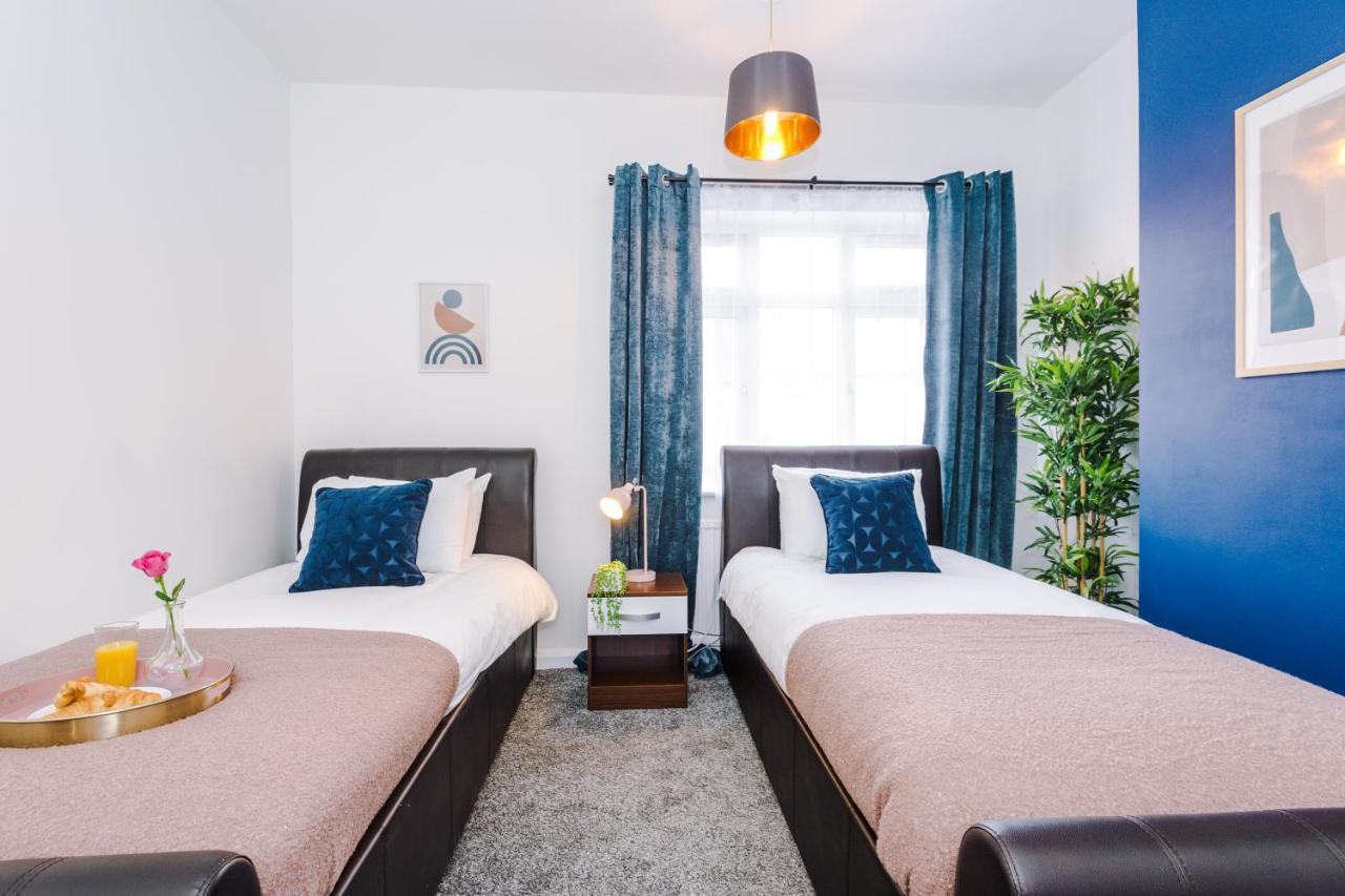 Harley House - Spacious Home With Free Netflix & Parking By Rocketbnb Coventry Kültér fotó