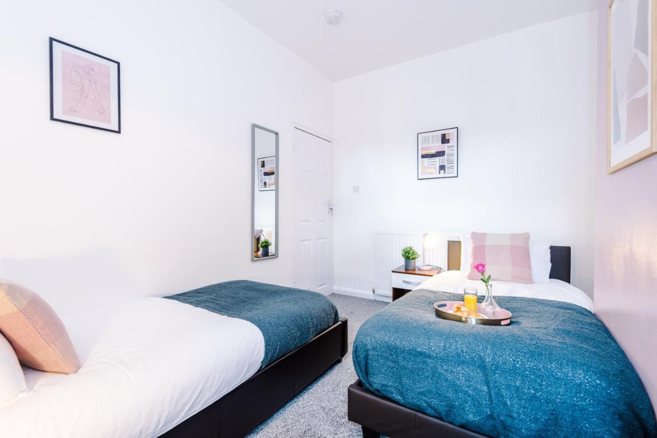 Harley House - Spacious Home With Free Netflix & Parking By Rocketbnb Coventry Kültér fotó