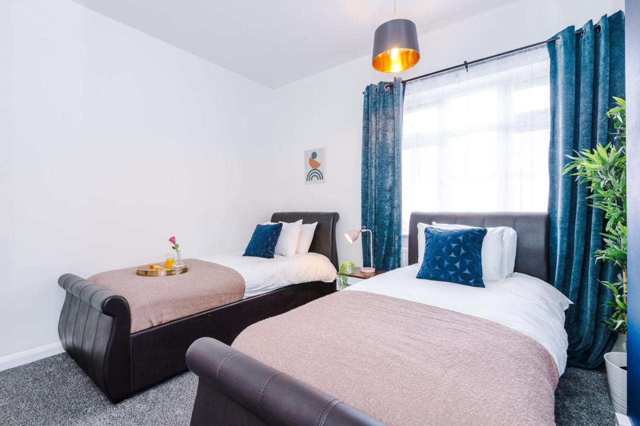 Harley House - Spacious Home With Free Netflix & Parking By Rocketbnb Coventry Kültér fotó